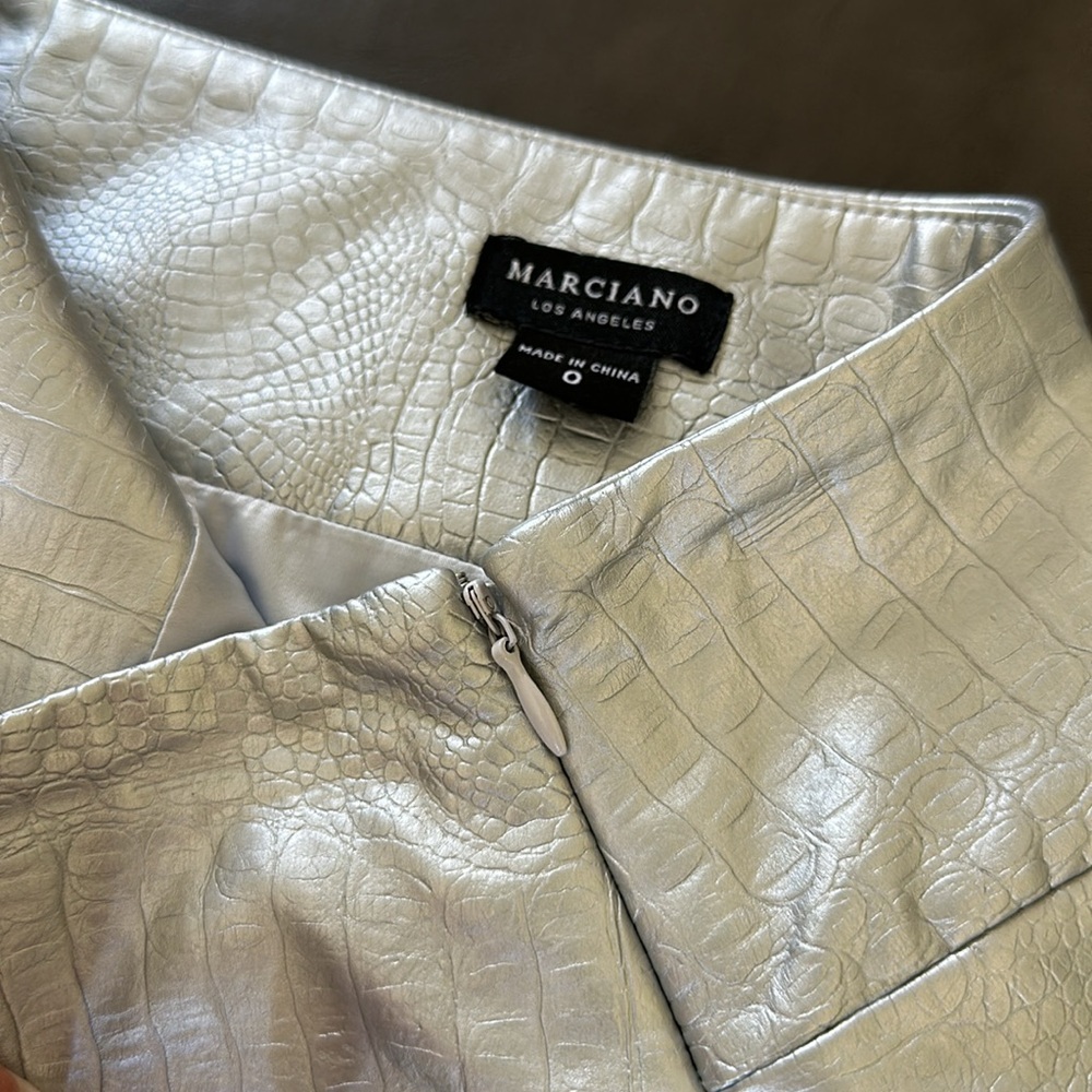 MARCIANO SKIRT SILVER FAUX LEATHER